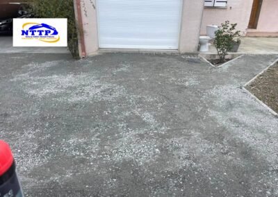 Parking en gnt 0/20 et pose de bordure